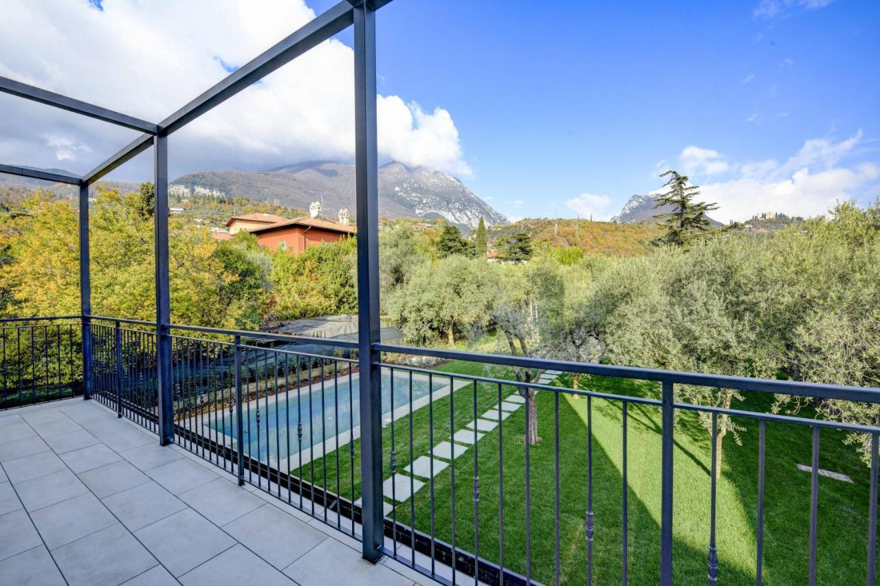 Maison Bellini 4 Toscolano Maderno Bagian luar foto