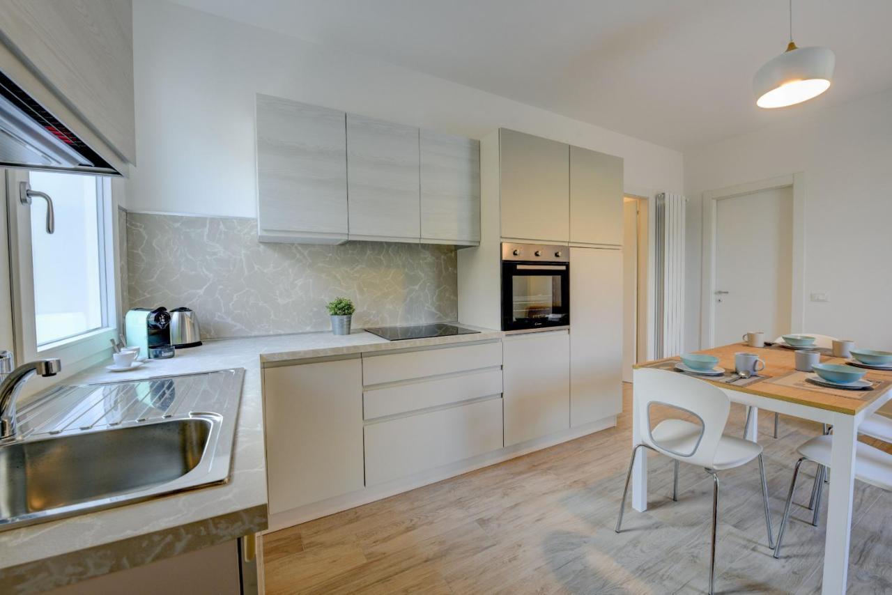 Maison Bellini 4 Toscolano Maderno Bagian luar foto