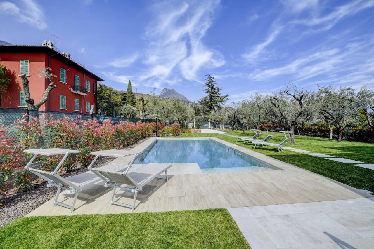 Maison Bellini 4 Toscolano Maderno Bagian luar foto