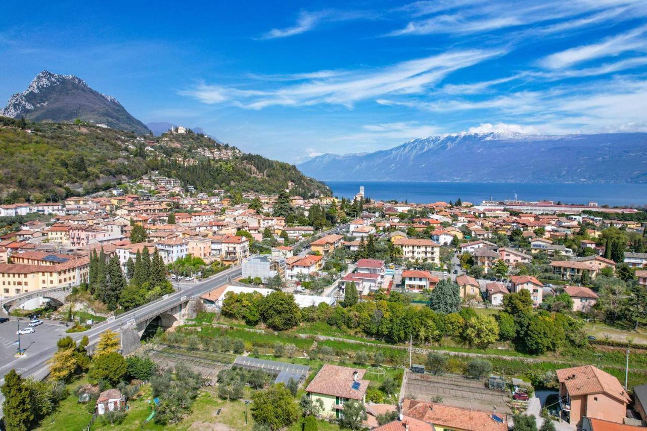 Maison Bellini 4 Toscolano Maderno Bagian luar foto