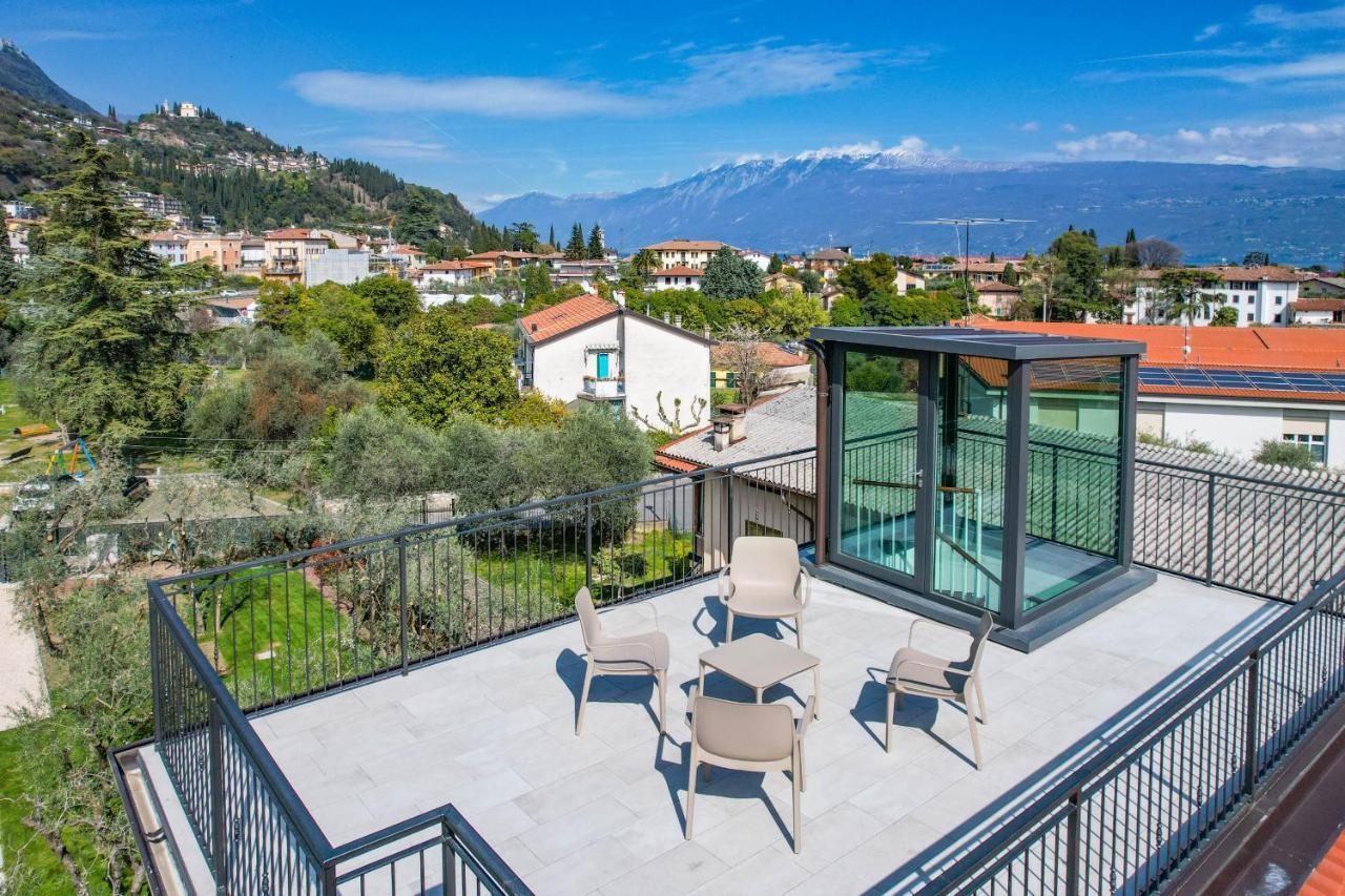 Maison Bellini 4 Toscolano Maderno Bagian luar foto
