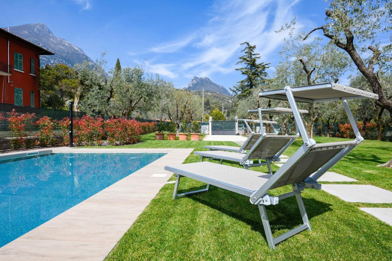 Maison Bellini 4 Toscolano Maderno Bagian luar foto